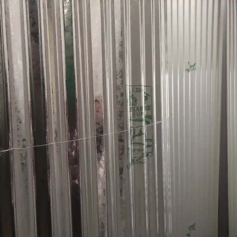 টিনের দোকান