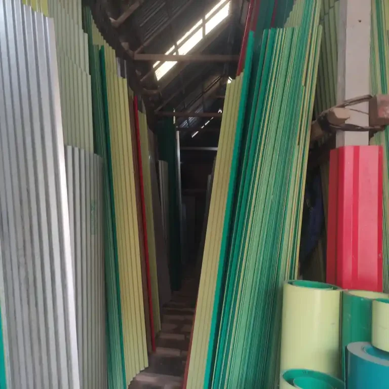 টিনের দোকান